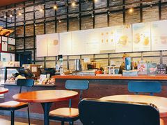 大堂-星巴克臻选(深圳皇庭广场分店)