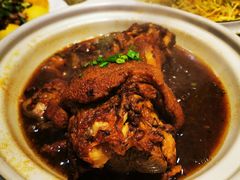 -老码头黑皮肘子锅包肉(文政街店)