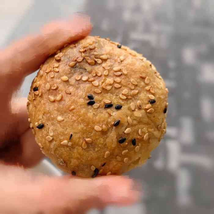 黄家春莲酥饼(江南店)-"叮～收到一个小伙伴送的金华特产:黄家春.