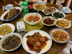 -芦茨金富饭庄·25年老字号·专做稻草鸡