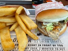 烤鸡三文治-FATBURGER 特富客汉堡(外交公寓店)