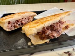 驴肉焖子火烧-高玛纳驴肉火烧(一世界店)
