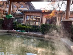 -大连金石滩绿发温泉假日酒店