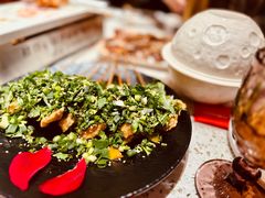 -小董哥烤串·爆汁大油边(故宫店)