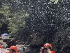 -雅鲁激流探险漂流