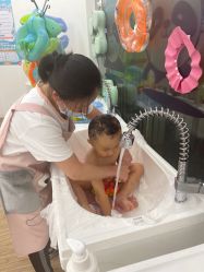 -爱婴室(上海浦建路店)