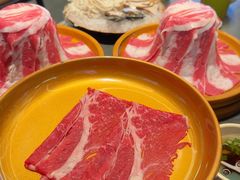 -牛YO寿喜烧·铁板烧和牛火锅自助(市府恒隆店)