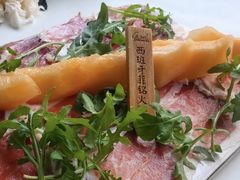 -斯普汇生蚝牛排馆(中骏世界城店)