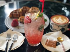 -chenity  cafe