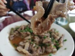 咸鱼蒸花腩-渔闻农家菜
