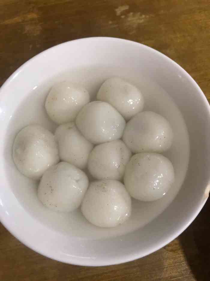 酥麻馅儿好像是都江堰的特色,别的地方都吃不到,拌上红糖,很香很特别