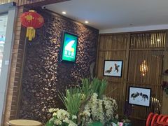 等位区-润泽园椰子鸡(汇一城店)
