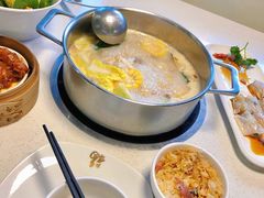 -煲王粤菜餐厅(中侨中心店)