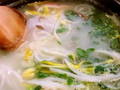 云南过桥米线-云海肴·汽锅鸡·云南菜(领展购物广场·中关村店)