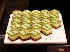-上海西藏大厦万怡自助餐厅(徐汇店)
