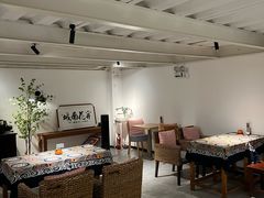 -城南花开咖啡(稻花村店)