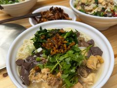 -文山荷鲜居(翠湖店)