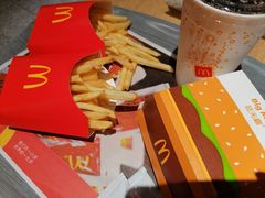 -麦当劳(中山公园龙之梦店)