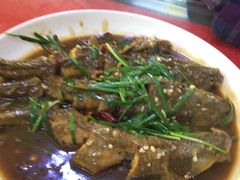 -一口猪海鲜浑锅·东北家常菜