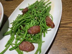泥蒿炒腊肉-巴土人家恩施菜馆(古德寺店)