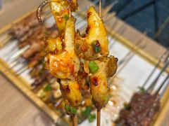 铁板大连假鲍鱼-街角等你.大连海鲜烧烤.经典铁板海鲜串(西安路店)