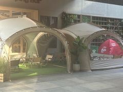 -瑞虹新天地月亮湾
