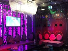 -泡沫BUbbLE量贩式KTV(金沙江路店)