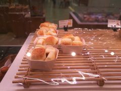 -巴黎贝甜(华堂新辰汇店)