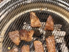 -青瓦餐厅·生鱼片·韩园烤肉(西塔店)