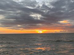 -Sunset Bar(丹绒亚路香格里拉店)