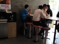 -麦当劳(欢乐谷店)