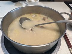 -煲王粤菜餐厅(中侨中心店)