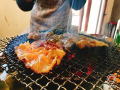 老板娘秘制肉-喝丢一只鞋·东北烤肉·烧烤·铜火锅(江宁店)