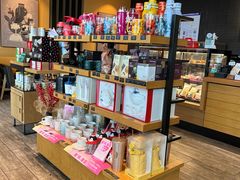 大堂-星巴克(兰州中川机场T2出发店)