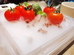 番茄脆菇沙拉-小大董·烤鸭(凤凰汇店)