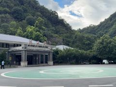 -滴水洞景区