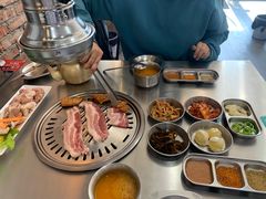 -韩九点烤肉(大学城店)