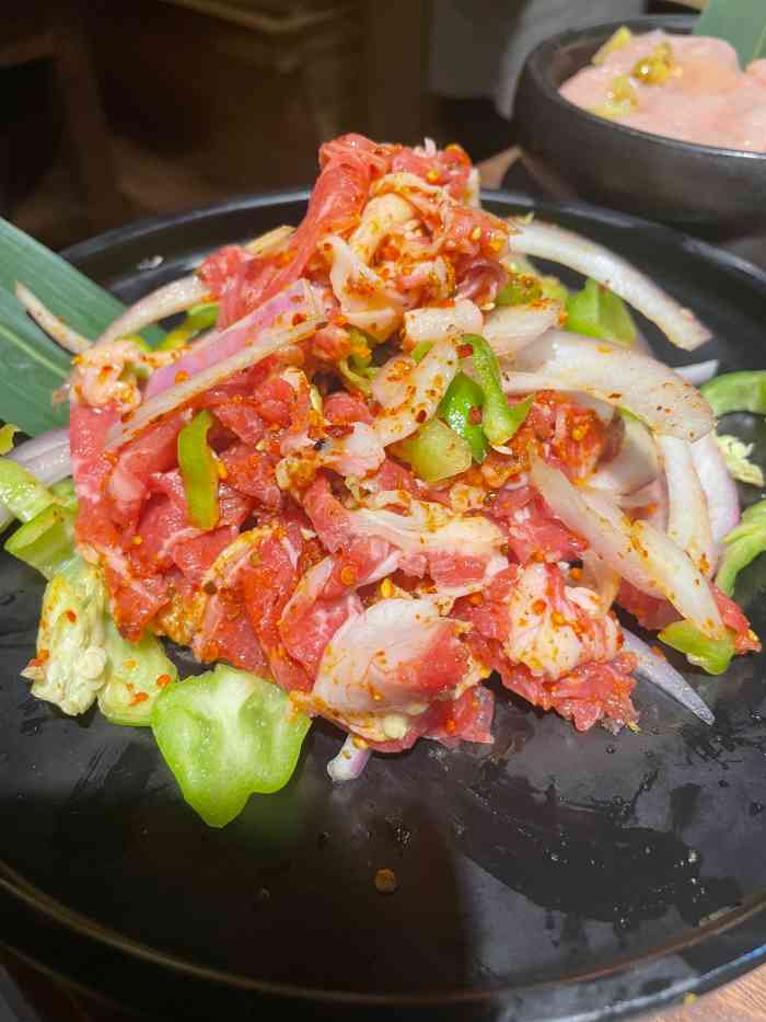 炙久家烤肉料理(吾悦广场店[薄荷]环境 位置在吾悦广场5楼,手扶.
