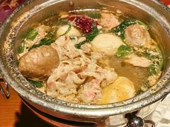 -君来湖滨饭店·玫瑰园