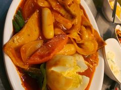芝士炒年糕-韩聚屋韩国烤肉餐厅(新北万达店)