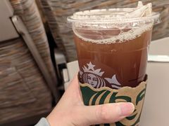 -星巴克(上海虹桥站2A检票口)