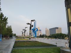-泉城广场
