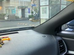 -万象城-停车场