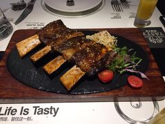 秘制全熟牛肋排-西堤牛排(南京龙江店)