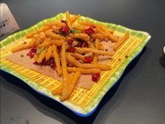 -肥肥虾庄·金牌油焖大虾(杨园滨江时代walk店)