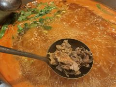 红酸汤锅-苗阿哥