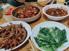 -老三样·美食研究中心(世贸路店)