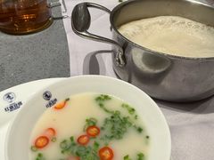 -红鼎豆捞·非遗鲍皇汤火锅(宝丰路店)