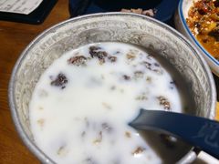 芒果奶桃胶-觅山云南菜(泊富ICITY店)