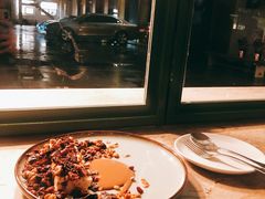 牛轧糖冰糕配太妃糖酱-RAC BAR(安福路店)